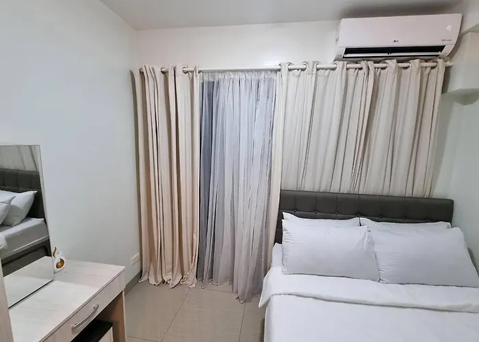 Cozy Shore With Balcony Near Mall Of & Airport 公寓 *